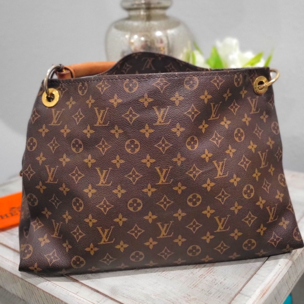 ***SOLD***LV artsy